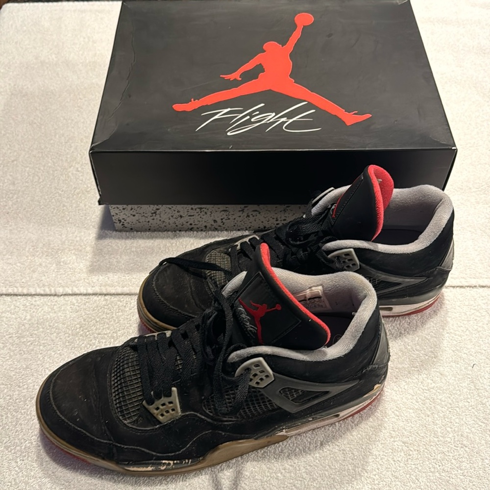 Nike Air Jordan IV (4) Black Red (BRED). Size 13. Box Included.